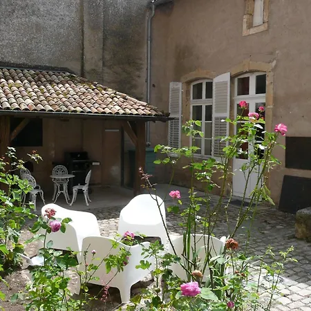 Elegant Au Chateau D'euvezin Avec Jardin Et Parking Privatif - Fr-1-584-383 Prázdninový dům Euvezin