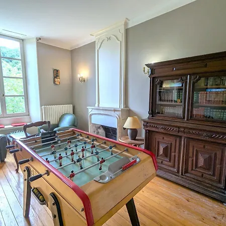 Elegant Au Chateau D'euvezin Avec Jardin Et Parking Privatif - Fr-1-584-383 Prázdninový dům