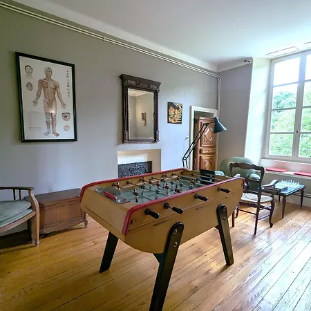 Elegant Au Chateau D'euvezin Avec Jardin Et Parking Privatif - Fr-1-584-383 Prázdninový dům