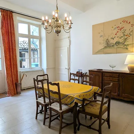 Prázdninový dům Elegant Au Chateau D'euvezin Avec Jardin Et Parking Privatif - Fr-1-584-383 Euvezin