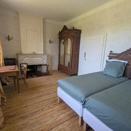 Elegant Au Chateau D'euvezin Avec Jardin Et Parking Privatif - Fr-1-584-383 *